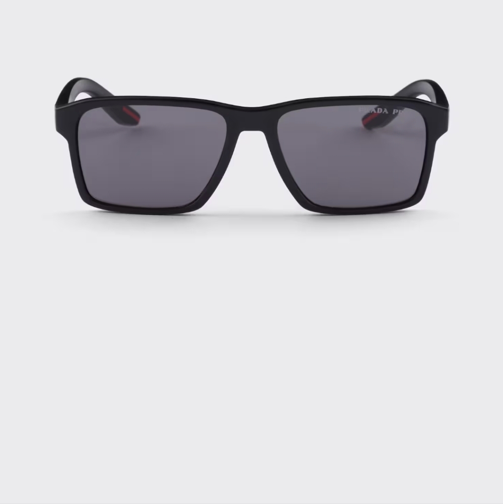 Prada Sunglasses With Case and Dust Cloth - Picture 11 of 12